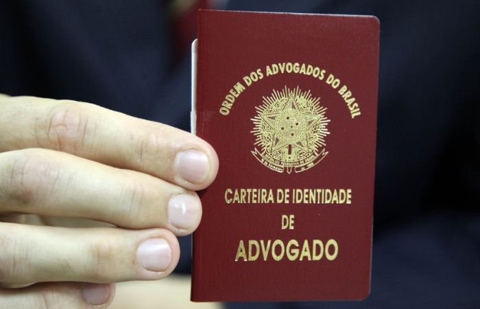 Selo OAB Recomenda é concedido a apenas 7,5% do total de estabelecimentos de ensino jurídico autorizados pelo Ministério da Educação em Pernambuco
(Divulgação) Selo OAB Recomenda é concedido a apenas 7,5% do total de estabelecimentos de ensino jurídico autorizados pelo Ministério da Educação em Pernambuco
(Divulgação)