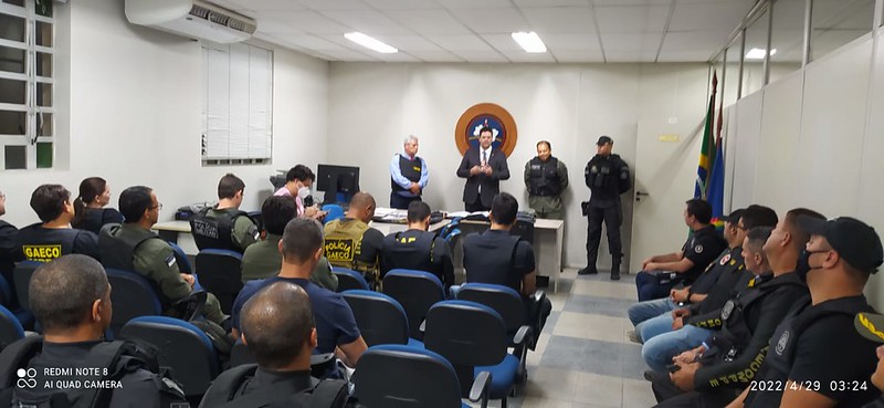 MPPE e Polícia Militar cumprem mandados de prisão e de busca e apreensão no Recife, Paulista e Jaboatão. (MPPE/Divulgação)