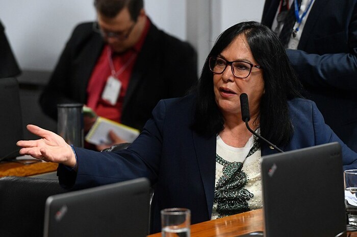A senadora Rose de Freitas é a autora da proposta
(Foto: Marcos Oliveira/Agência Senado
) A senadora Rose de Freitas é a autora da proposta
(Foto: Marcos Oliveira/Agência Senado
)