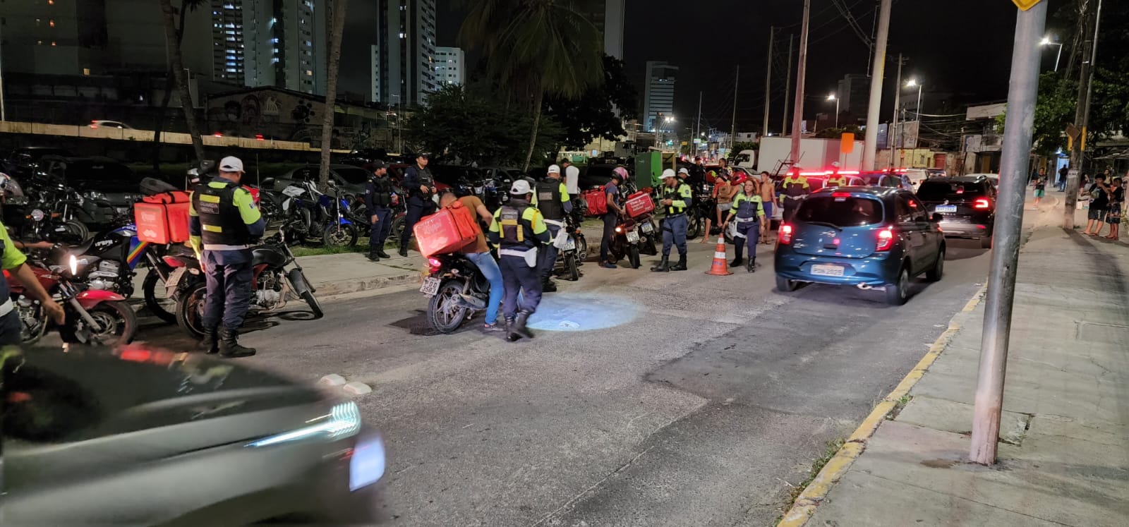 Segundo a Polícia, toda a Região Metropolitana do Recife também será beneficiada com a operação. (PMPE/Divulgação) Segundo a Polícia, toda a Região Metropolitana do Recife também será beneficiada com a operação. (PMPE/Divulgação)
