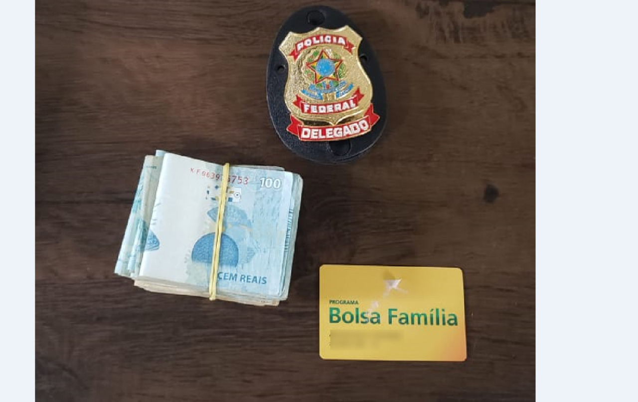 Em PE, as buscas foram cumpridas no apartamento de uma pessoa que trabalha como autônomo. (PF/Divulgação) Em PE, as buscas foram cumpridas no apartamento de uma pessoa que trabalha como autônomo. (PF/Divulgação)