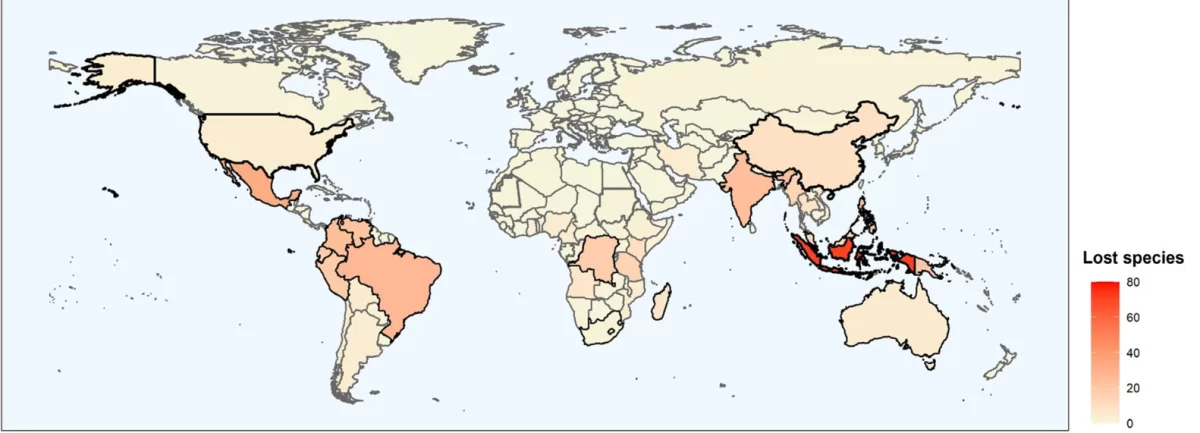 Mapa de densidade que mostra todas as espécies de vertebrados terrestres perdidas por país. (Foto: Reprodução)