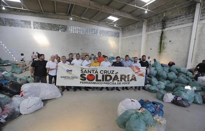 Os donativos serão entregues aos municípios do Cabo de Santo Agostinho, Jaboatão, Moreno e diversos bairros do Recife (Foto: Divulgação ) Os donativos serão entregues aos municípios do Cabo de Santo Agostinho, Jaboatão, Moreno e diversos bairros do Recife (Foto: Divulgação )