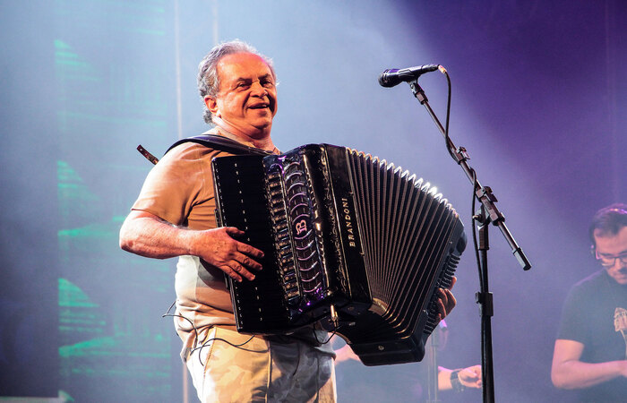 (Xand Avião, Flávio José, Cascabulho, Josildo Sá, Ave Sangria, Jorge Du Peixe e os estreantes João Gomes, Thierry e Tarcísio do Acordeon tocam entre sexta (17) e domingo (19). Foto: Arnaldo Félix/Divulgação.) (Xand Avião, Flávio José, Cascabulho, Josildo Sá, Ave Sangria, Jorge Du Peixe e os estreantes João Gomes, Thierry e Tarcísio do Acordeon tocam entre sexta (17) e domingo (19). Foto: Arnaldo Félix/Divulgação.)