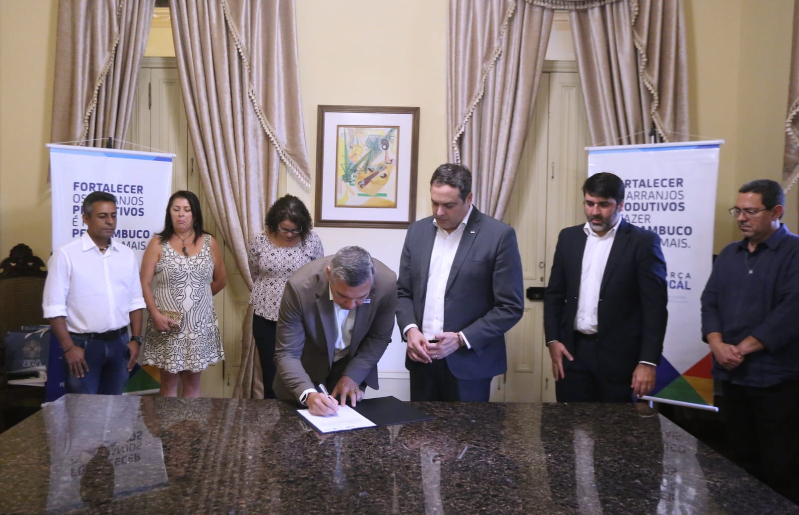 Inscrições para a nova edição terminam no dia 1º de agosto. Desde o início do programa, já foram investidos cerca de R$ 40 milhões
(Aluísio Moreira/SEI) Inscrições para a nova edição terminam no dia 1º de agosto. Desde o início do programa, já foram investidos cerca de R$ 40 milhões
(Aluísio Moreira/SEI)