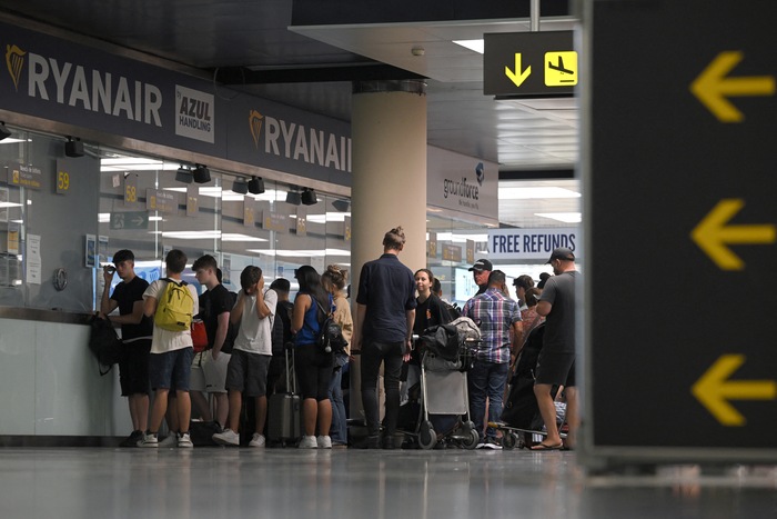 Cientos de vuelos afectados por la huelga de Ryanair en España