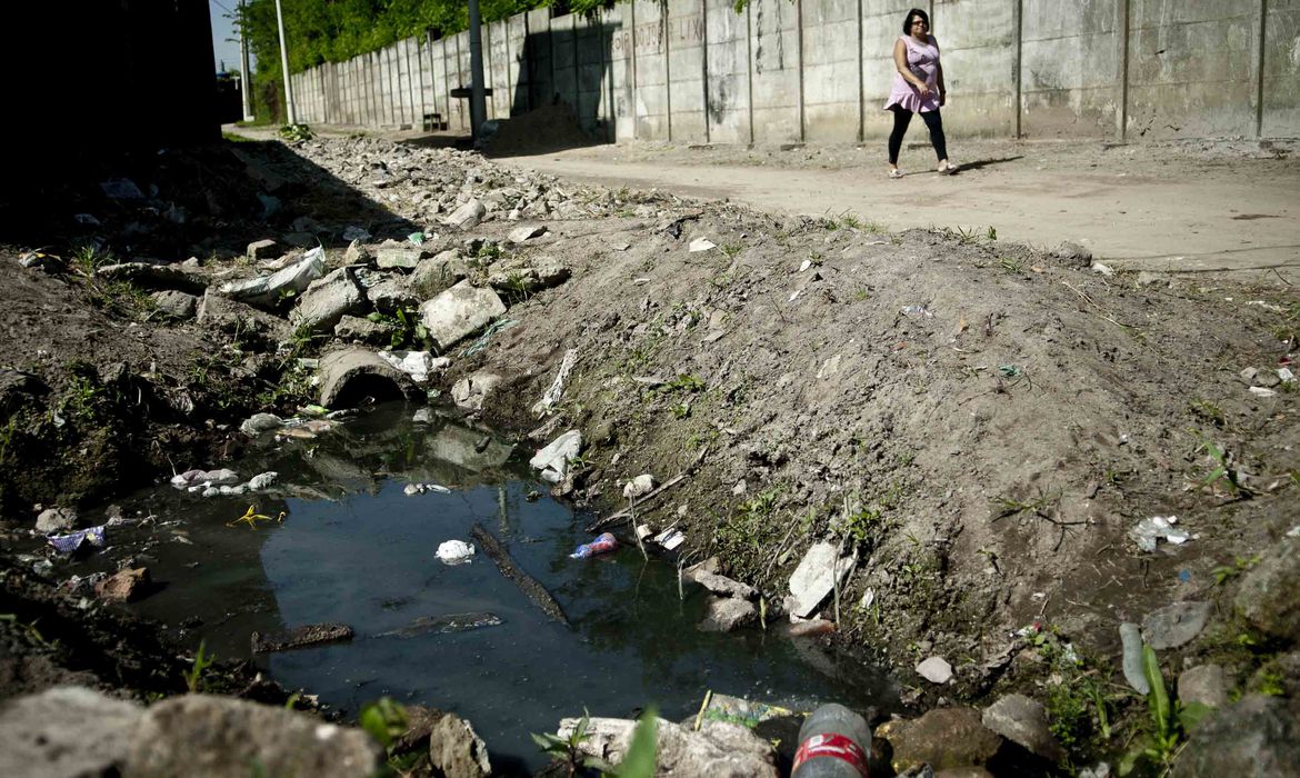 (Segundo o ministério, essas cidades utilizam soluções alternativas. Foto: Marcelo Camargo/Agência Brasil) (Segundo o ministério, essas cidades utilizam soluções alternativas. Foto: Marcelo Camargo/Agência Brasil)