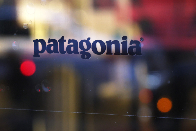 Fundador da marca Patagonia doa empresa para cuidar do planeta - Vimarsana News