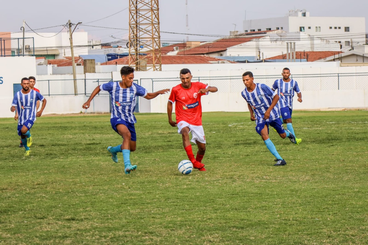 Campeonato de futebol amador de habitação começa hoje (16) - Click