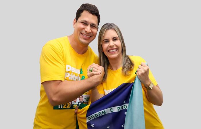 Segunda deputada federal mais votada e deputado estadual mais votado, Clarissa e seu marido Jnior Trcio tiveram juntos 424.246 votos nestas eleies
 (Crdito: Daniel Robles)