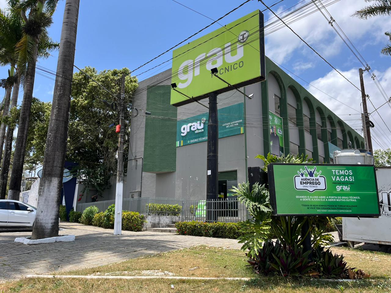 Grau Técnico Garanhuns recebe Feira de Empregabilidade com 100 vagas de emprego e estágio | Local: Diario de Pernambuco Grau Técnico Garanhuns recebe Feira de Empregabilidade com 100 vagas de emprego e estágio | Local: Diario de Pernambuco