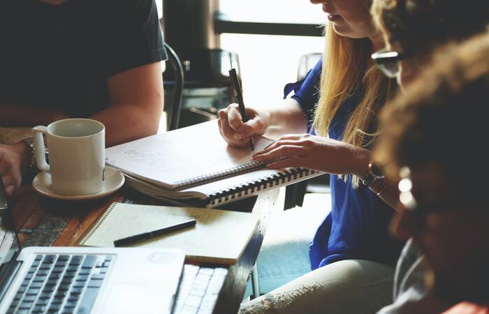 Alunos aprendero a resolver problemas reais de mercado (Reproduo/Pexels)
