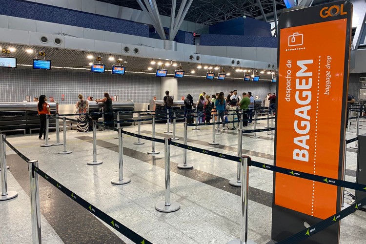 Check-ins da Azul e Gol trocam de lugar no Aeroporto do Recife