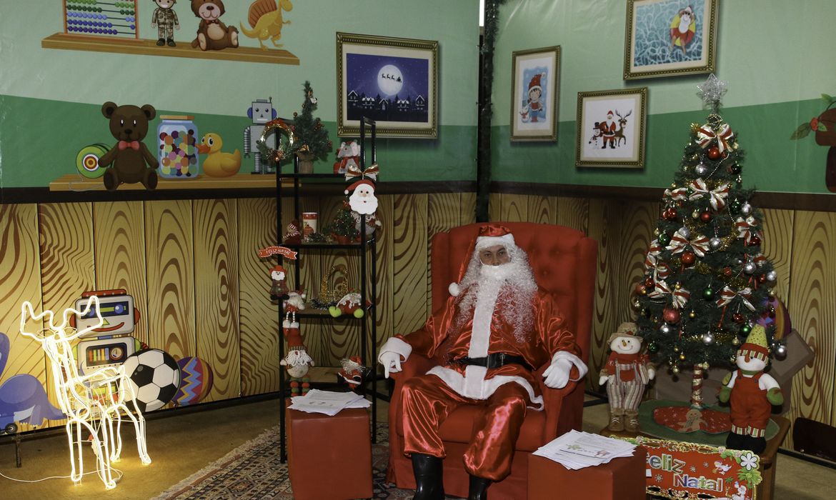 Papai Noel: prazo para adoção de cartinha dos Correios termina hoje | Brasil: Diario de Pernambuco Papai Noel: prazo para adoção de cartinha dos Correios termina hoje | Brasil: Diario de Pernambuco