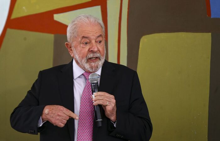A declarao ocorreu aps reunio com 106 reitores e vice-reitores de universidades e institutos federais no Palcio do Planalto (Crdito: Marcelo Camargo/Agencia Brasil)