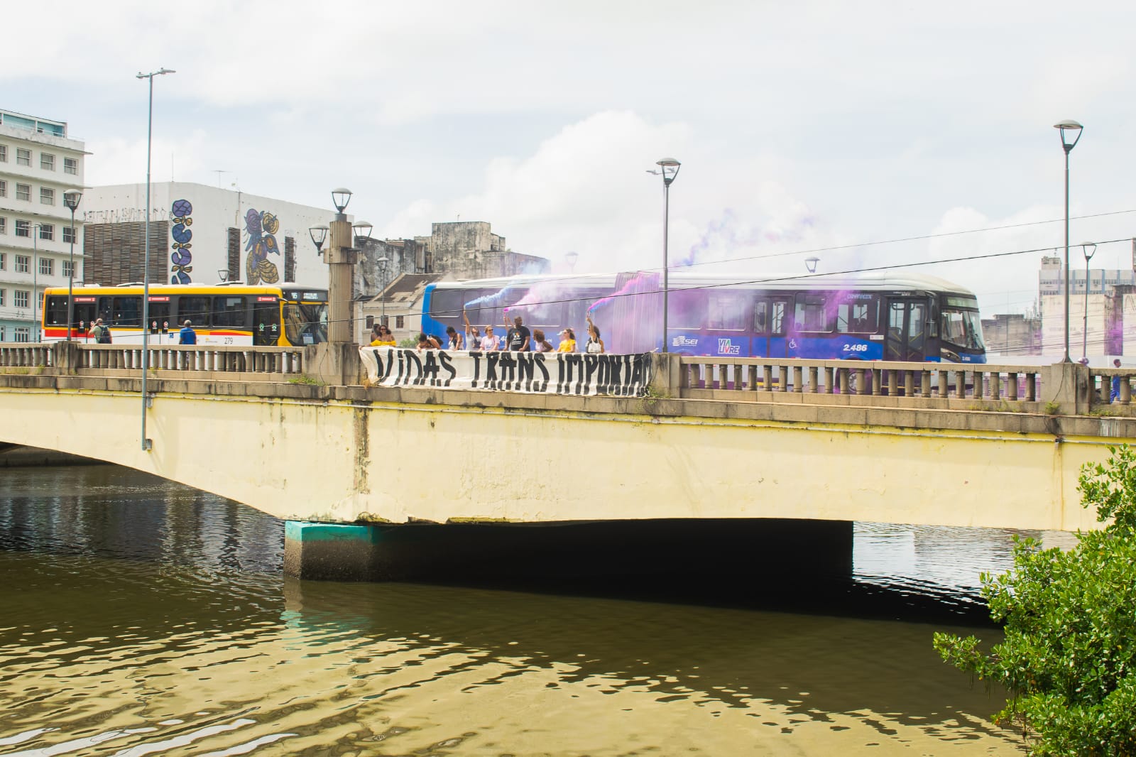 Militantes da causa trans pedem por respeito e segurança no Recife - Diario de Pernambuco