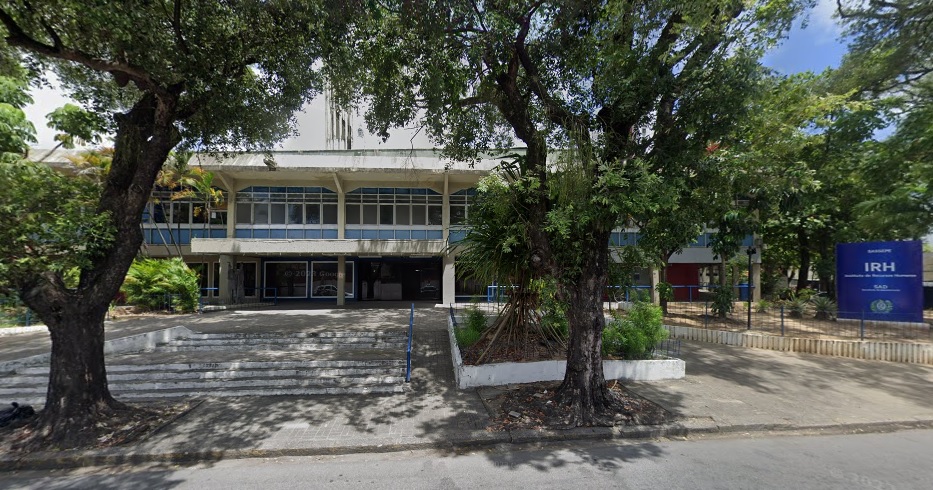 O Instituto de Recursos Humanos (IRH)  responsvel pela administrao do Sassepe (Google 20221200)