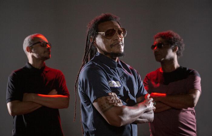 Grupo Devotos vai se apresentar no Abril Pro Rock em meio s celebraes dos 35 anos de estrada (Crdito: Tiago Calazans)