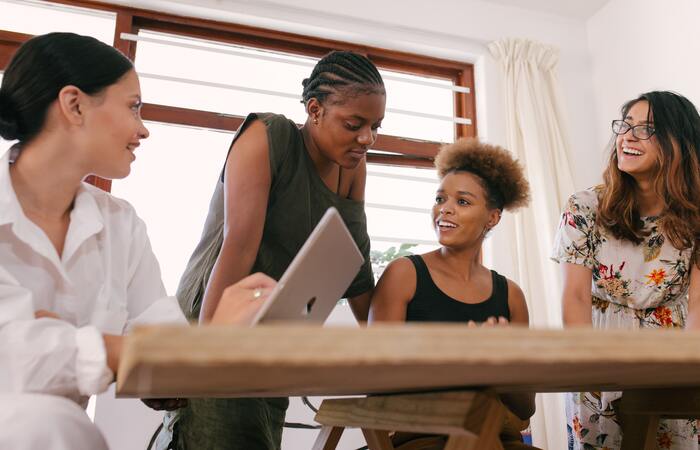 Pesquisa revela que homens ainda são maioria no ramo
(Pexels/Reprodução)
Pesquisa revela que homens ainda são maioria no ramo
(Pexels/Reprodução)