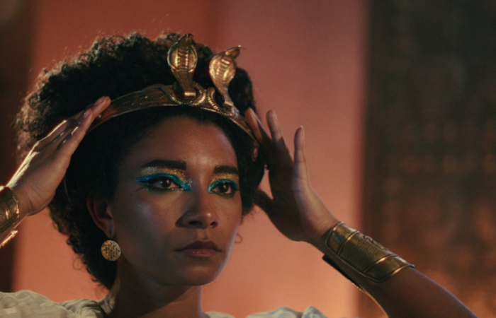 História da rainha do Egito será protagonizada por Jada Pinkett Smith e garante contar as partes fascinantes da vida de Cleópatra (Crédito: Divulgação/Netflix)