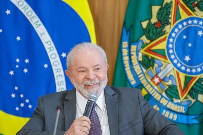 Lula assume presidência do Mercosul com promessa de destravar