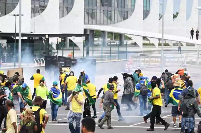 Relatora da CPMI: “O 8/1 é obra do que chamamos de bolsonarismo