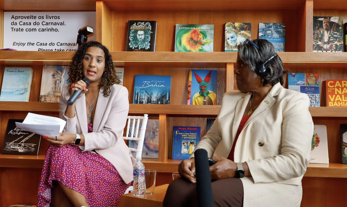 Anac e minist&eacute;rios v&atilde;o debater preven&ccedil;&atilde;o ao racismo em empresas a&eacute;reas |  Brasil: Diario de Pernambuco