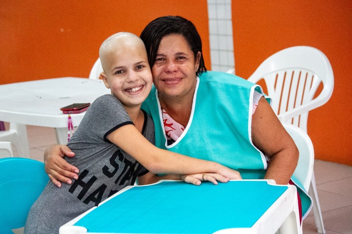 Mães de crianças com câncer contam histórias de esperança neste