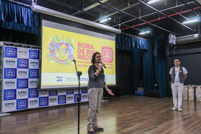 Evento reuniu 100 ciclistas entregadores de aplicativo para dar dicas de segurana viria e chamar a populao ao uso da bicicleta na cidade
 (Foto: Divulgao/Josenildo Gomes/CTTU)