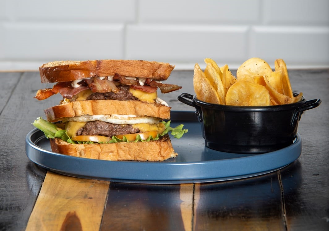 Cada edição do Festival Recife Love Burger gera novas opções de cardápios nas hamburguerias (AI Festival Recife Love Burger)
