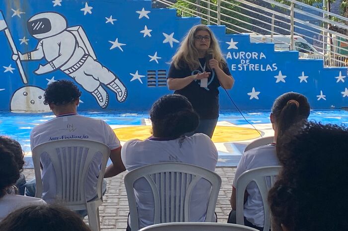 Estudantes de escolas municipais e estaduais receberam orientaes
 (Foto: Divulgao )