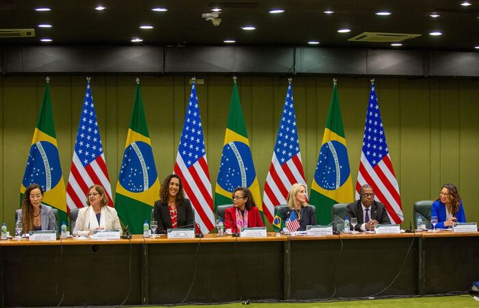 Parceria foca no acesso  educao e sade, entre outros pontos (Crdito: Fabio Rodrigues-Pozzebom/ Agncia Brasil)