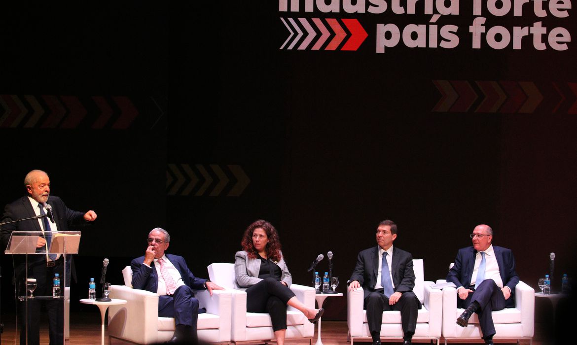 "A gente não pode se assustar com a política", disse o presidente (Crédito: Rovena Rosa/Agência Brasil)