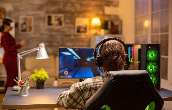 Menina de 10 anos gasta R$ 24 mil em jogos online