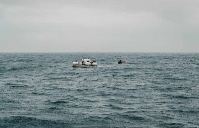 Segundo o contra-almirante da Guarda Costeira dos EUA, existem evidncias de uma imploso do submarino. O submersvel desapareceu no domingo (18) (Crdito: DIRTY DOZEN PRODUCTIONS / AFP)