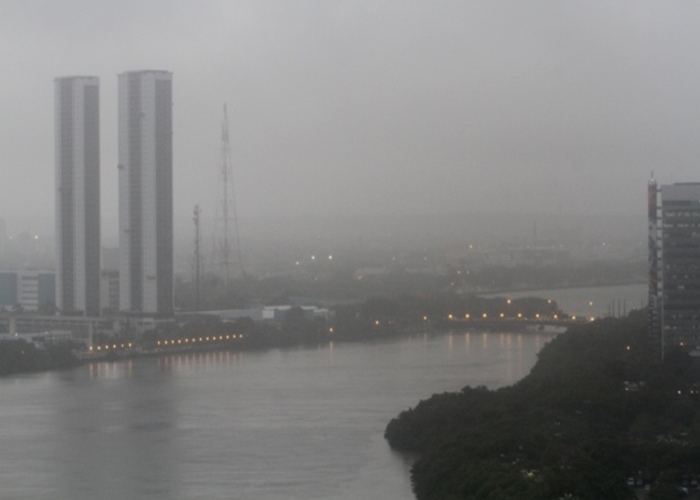 Doze cidades integram o decreto, válido por 60 dias, que foi publicado em edição extra do Diário Oficial do Estado (ARQUIVO / DP)