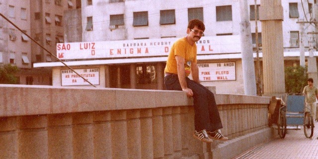 Diretor faz paralelo entre a história de seu apartamento em Boa Viagem e alterações no arranjo urbanístico do Recife (André Guerra) Diretor faz paralelo entre a história de seu apartamento em Boa Viagem e alterações no arranjo urbanístico do Recife (André Guerra)