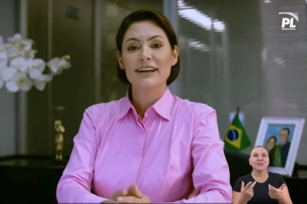 Michelle Bolsonaro criticou a deciso do ministro Alexandre de Moraes. (Reproduo)