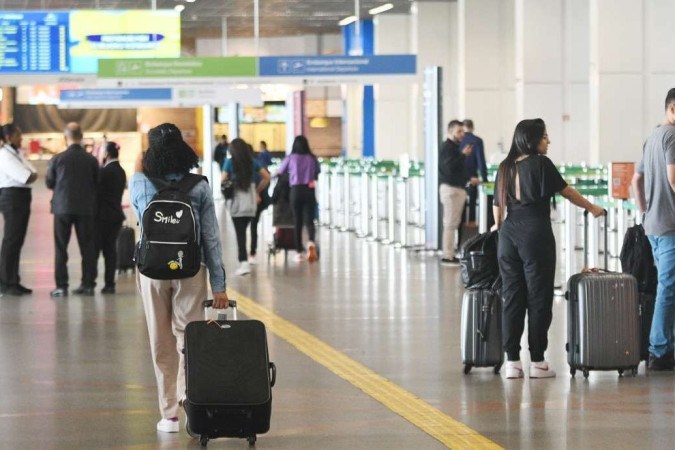 Aeroporto de Braslia deve ter mais de 50 voos extras para atender a demanda de viagens (Ed Alves/CB/D.A Press)