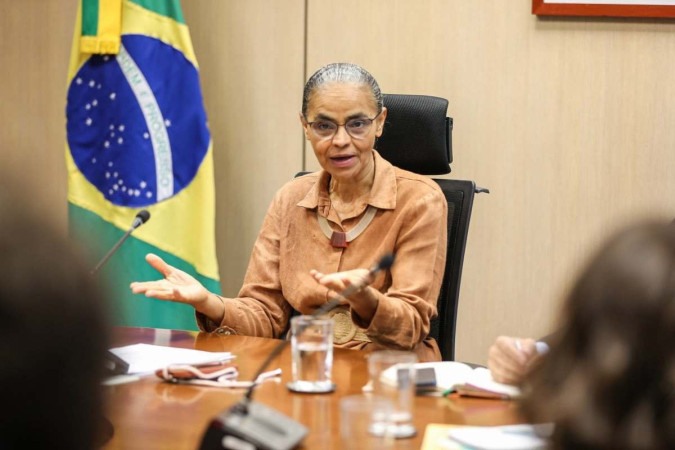 A ministra foi questionada sobre a exploração de petróleo na foz do rio Amazonas, Margem Equatorial, durante audiência na Câmara (foto: Marcos Oliveira/Agência Senado)