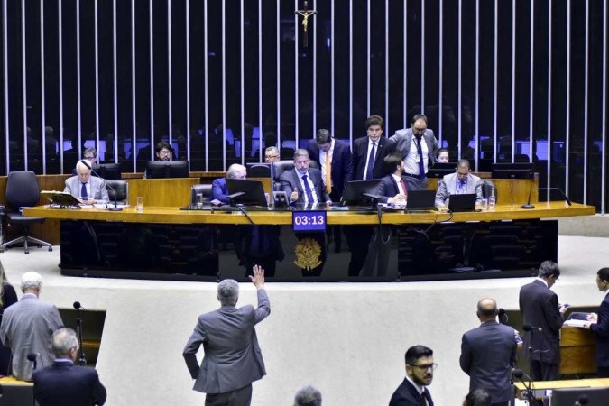 Proposio foi aprovada por ampla maioria dos deputados na sesso de ontem, tendo recebido apenas dois votos contrrios  (Zeca Ribeiro/Cmara dos Deputados)