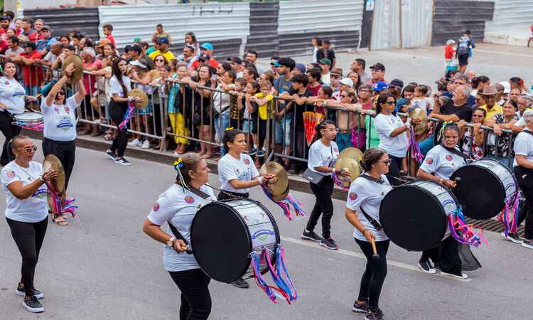 Composta por 22 mulheres do municpio, a banda alm de fortalecer e inserir o pblico feminino no mbito da msica, tambm fortalece a sade mental de cada uma dessas mulheres (Foto: Elvis Edson )