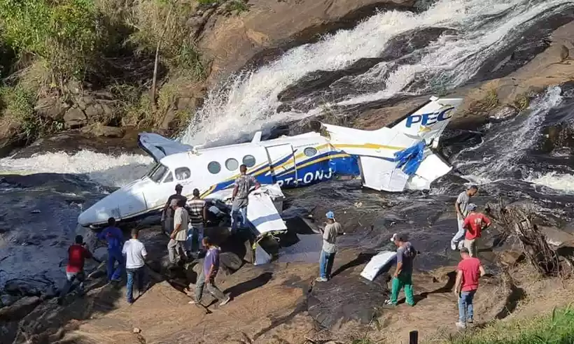 Relatrio da Aeronutica apontou falha humana no acidente (foto: Corpo de Bombeiro/ Divulgao)