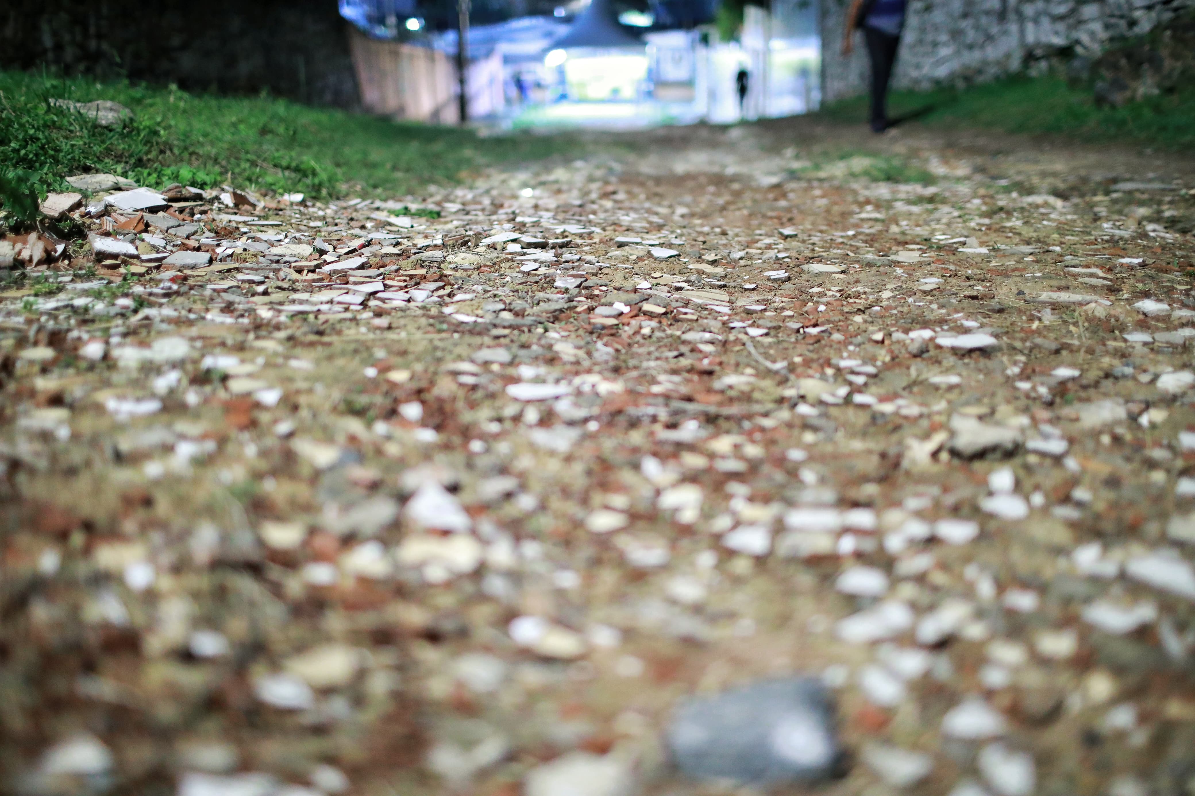 Cerca de 150 vias em toda a cidade esto sendo beneficiadas pelo Programa Rua Tinindo. Ordem de servio para incio das intervenes na Rua Guatimozim foi assinada pelo Prefeito Joo Campos na noite desta sexta-feira (8) (Foto: Marlon Diego/Prefeitura do Recife)
