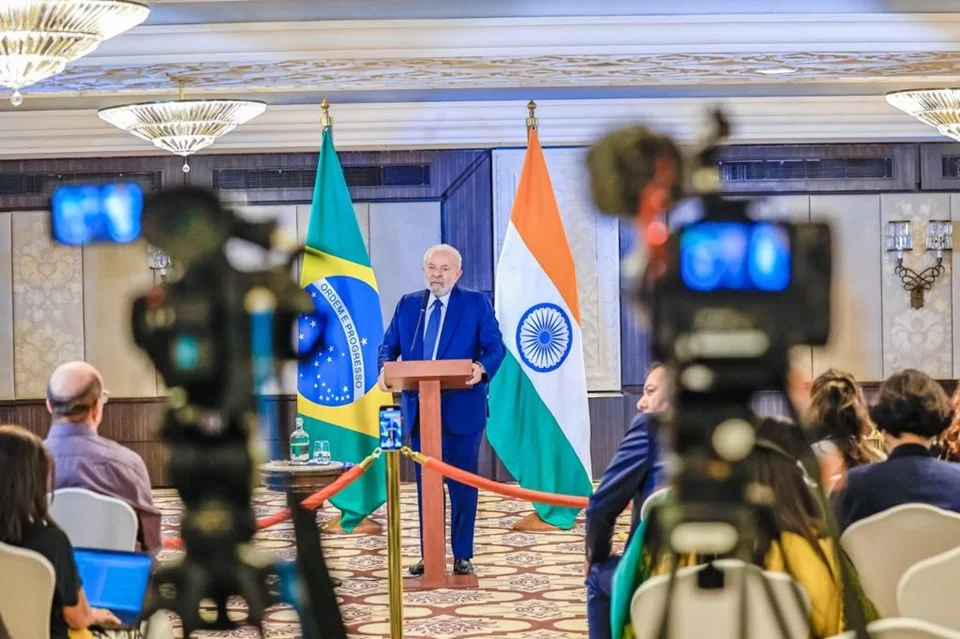 A ordem do tribunal obriga as autoridades que todos os pases signatrios do Tribunal Penal Internacional, como  o caso do Brasil, a entregarem o presidente caso ele comparea ao pas deles (Ricardo Stuckert/PR)