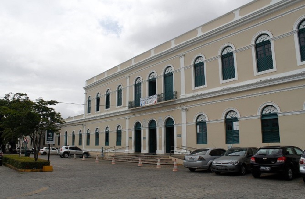 Santa Casa de Misericrdia do Recife atende crianas, idosos e pacientes do SUS (ARQUIVO DP)