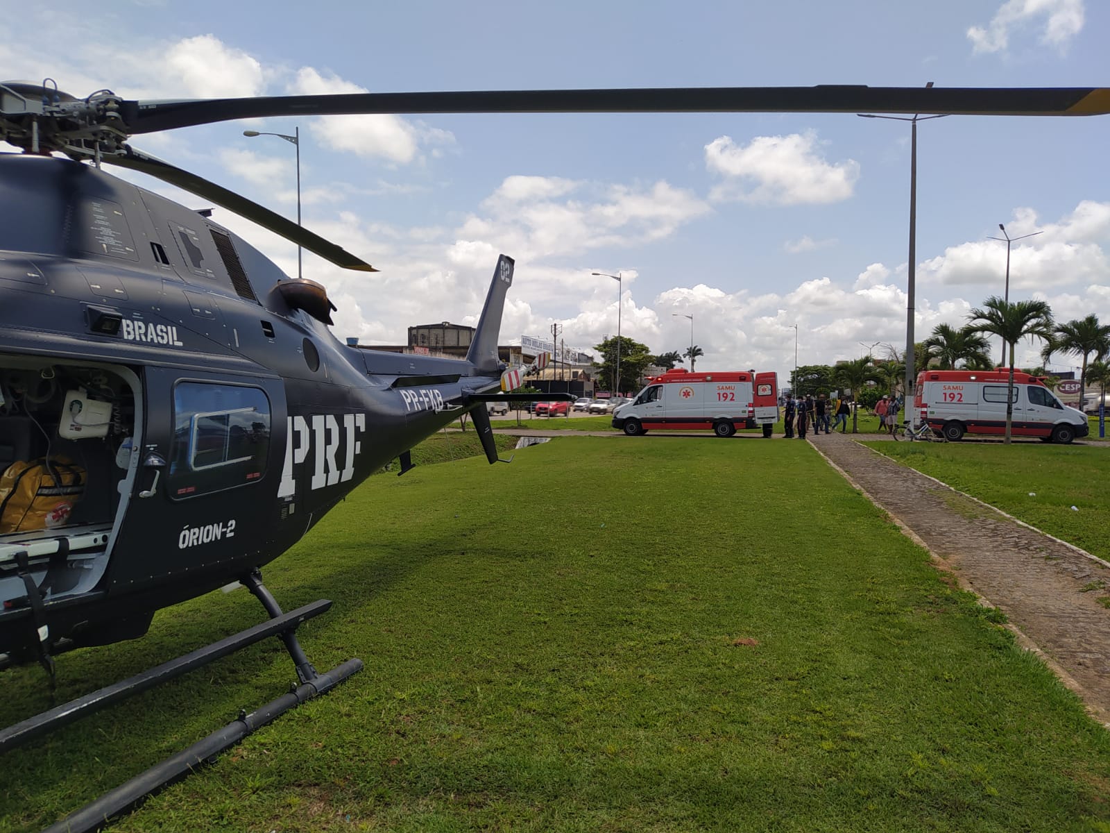 Helicptero da PRF transportou trabalhador que sofreu acidente em fbrica  (PRF/Divulgao )