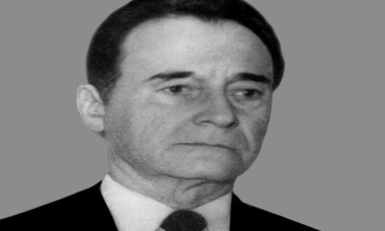 Mauro Jordo de Vasconcelos nasceu em 1 de agosto de 1927, em Exu, no Serto de Pernambuco. Formou-se em Direito pela Faculdade de Direito do Recife (UFPE) em 1951 (Foto: Divulgao/TJPE)