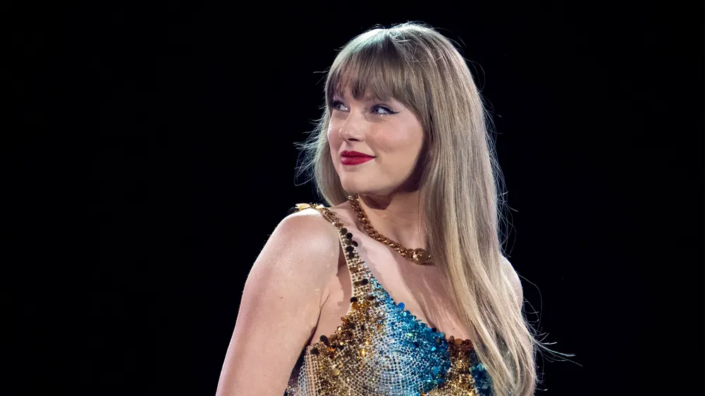 Taylor Swift virá ao Brasil com a sua turnê mundial, a "The Eras Tour", em novembro (Foto: Reprodução/IMDB) Taylor Swift virá ao Brasil com a sua turnê mundial, a "The Eras Tour", em novembro (Foto: Reprodução/IMDB)