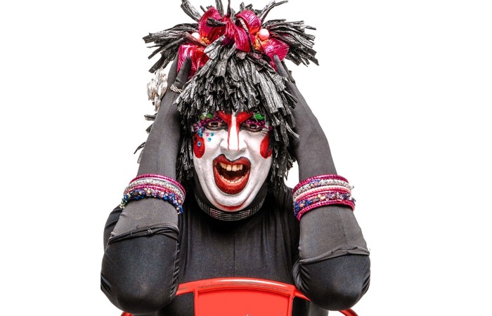 Vagiene Cokeluche  uma das pioneiras do movimento drag queen no Nordeste (Divulgao)